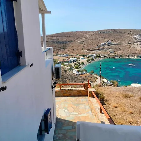 Cyclades House Hébergement de vacances Kythnos